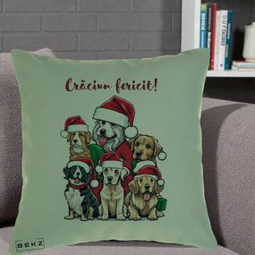 Perna Decorativa Caini cu Bonete Craciun Fericit, 40x40 cm, Verde, Husa Detasabila, Perna Inclusa, BEKZ®