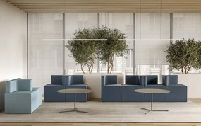 Taburet lemn masiv Kenion – cu spatar design compact și tapiterie personalizabila