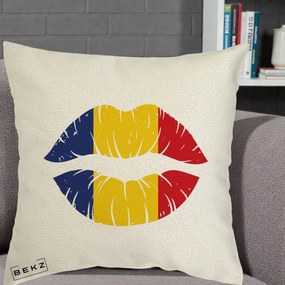 Perna Personalizata Buze Tricolor Romania, 40x40 cm, Ecru, Husa Detasabila, Perna Inclusa, BEKZ®
