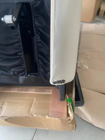 RESIGILAT- Fotoliu de masaj QUITUS, cu Incalzire, Bluetooth, Display, Ecran tactil, Zero Gravity, 2 Boxe, Moduri Automate, Suport Picioare extensibil, Piele Ecologica Premium, Bej