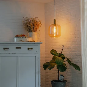 Lampă pendantă de design neagră cu alamă și sticlă chihlimbar - Zuzanna