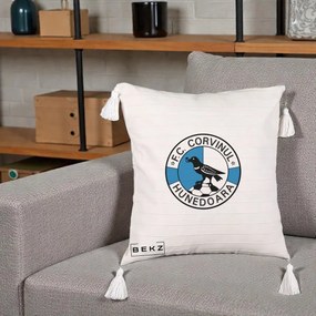 Perna Personalizata FC Corvinul Hunedoara Fotbal, 40x40 cm, Bej cu Franjuri, Husa Detasabila, Perna Inclusa, BEKZ®