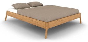 Pat matrimonial în culoare naturală din lemn de stejar 200x200 cm Twig – The Beds