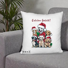 Perna Decorativa Caini cu Bonete Craciun Fericit, 40x40 cm, Alb Pufos, Husa Detasabila, Perna Inclusa, BEKZ®