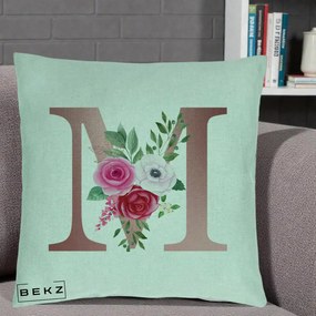 Cadou Personalizat - Perna Personalizata Monograma Rose Gold Litera M cu Trandafiri, 40x40 cm, Verde Menta, Husa Detasabila, Perna Inclusa, BEKZ®
