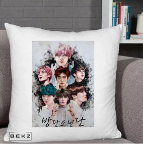 Perna Personalizata K-pop BTS Bangtan Boys Poster Artistic Negru Alb, 40x40 cm, Alb Pufos, Husa Detasabila, Perna Inclusa, BEKZ®