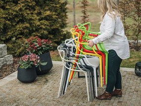 OFERTA Scaun din plastic galben KATO Calitatea II.