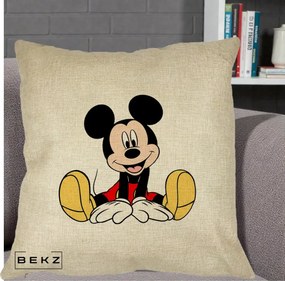 Perna Personalizata Mickey Mouse Relaxat, 40x40 cm, Crem, Husa Detasabila, Perna Inclusa, BEKZ®