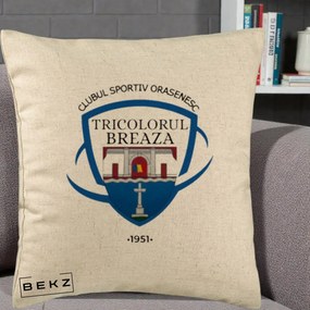 Perna Personalizata CSO Tricolorul Breaza 1951, 40x40 cm, Bej, Husa Detasabila, Perna Inclusa, BEKZ®