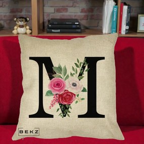 Cadou Personalizat - Perna Personalizata Monograma Florala Litera M cu Trandafiri si Anemona, 40x40 cm, Crem, Husa Detasabila, Perna Inclusa, BEKZ®