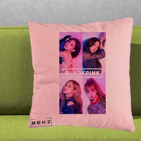 Perna Personalizata K-pop BLACKPINK Poster Colaj 4 Membre Violet Roz, 40x40 cm, Roz, Husa Detasabila, Perna Inclusa, BEKZ®