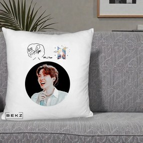 Perna Personalizata K-pop BTS J-Hope Portret cu Autograf, 40x40 cm, Alb Pufos, Husa Detasabila, Perna Inclusa, BEKZ®