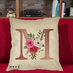 Cadou Personalizat - Perna Personalizata Monograma Rose Gold Litera M cu Trandafiri, 40x40 cm, Crem, Husa Detasabila, Perna Inclusa, BEKZ®