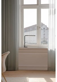 Veioză neagră LED cu intensitate reglabilă din metal (înălțime 46 cm) Omni Table – UMAGE