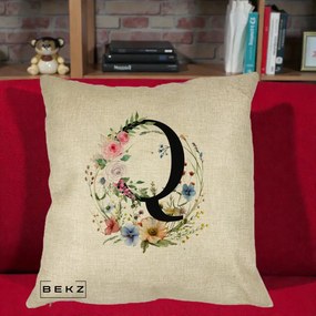 Cadou Personalizat - Perna Personalizata Monogram Litera Q cu Flori Acuarela, 40x40 cm, Crem, Husa Detasabila, Perna Inclusa, BEKZ®