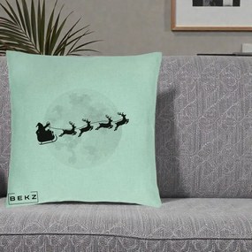 Perna Decorativa Mos Craciun Sanie Luna, 40x40 cm, Verde Menta, Husa Detasabila, Perna Inclusa, BEKZ®