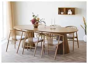 Scaun de dining în culoare naturală cu cotiere din lemn de stejar Agustin – House Nordic