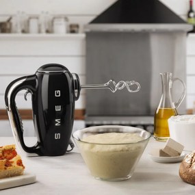 Mixer manual SMEG 50's Style HMF01BLEU, 250 W, 9 viteze, Functie Turbo, Afisaj LED, Timer, Accesorii, Negru