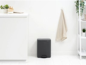 Coș de gunoi gri închis cu pedală din oțel 12 l Bo – Brabantia