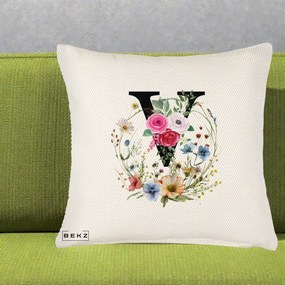 Cadou Personalizat - Perna Personalizata Monograma Florala Litera V cu Coroana, 40x40 cm, Crem Reliefat, Husa Detasabila, Perna Inclusa, BEKZ®