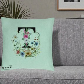 Cadou Personalizat - Perna Personalizata Monogram Litera T cu Flori Acuarela, 40x40 cm, Verde Menta, Husa Detasabila, Perna Inclusa, BEKZ®
