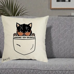 Perna Decorativa Judging You Silently Pisica Buzunar, 40x40 cm, Ecru, Husa Detasabila, Perna Inclusa, BEKZ®