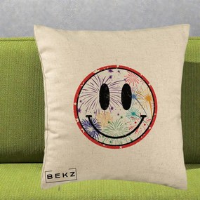 Perna Decorativa Smiley Face cu Artificii Multicolore, 40x40 cm, Bej, Husa Detasabila, Perna Inclusa, BEKZ®
