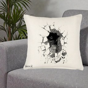 Perna Personalizata Attack on Titan Titan Crapand Zidul, 40x40 cm, Crem Reliefat, Husa Detasabila, Perna Inclusa, BEKZ®