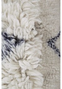 Taburet alb cu tapițerie din lână Berber Soul – Lorena Canals