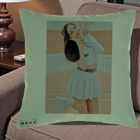 Perna Personalizata K-pop BLACKPINK Nayeon/Jisoo Tenis Alb, 40x40 cm, Verde, Husa Detasabila, Perna Inclusa, BEKZ®