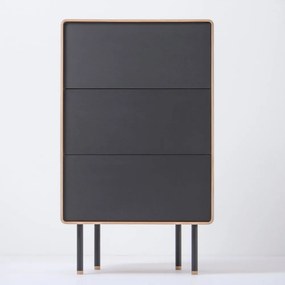 Comodă neagră/în culoare naturală înaltă din lemn de stejar 60x100 cm Fina – Gazzda