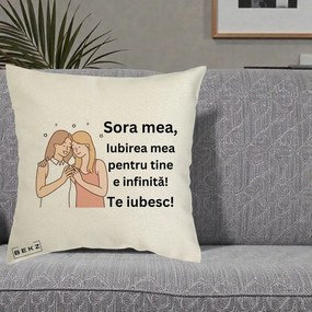 Cadou pentru Sora - Perna Personalizata Sora Mea Te Iubesc Imbratisare cu Sclipiri, 40x40 cm, Ecru, Husa Detasabila, Perna Inclusa, BEKZ®