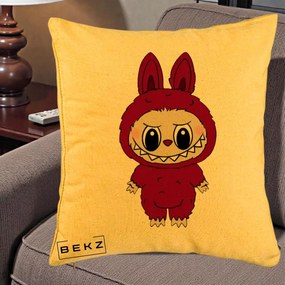 Perna Personalizata Labubu Rosu-Visiniu Solo, 40x40 cm, Galben, Husa Detasabila, Perna Inclusa, BEKZ®