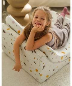 Fotoliu de copii alb cu tapițerie din țesătură bouclé/cu tapițerie din chenille Terrazzo Moon – Wigiwama