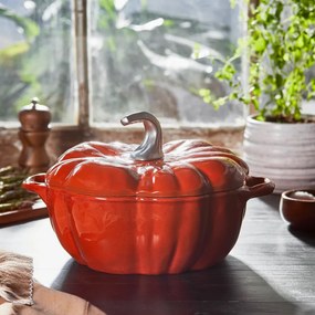 Oala din fonta in forma de dovleac Staub Pumpkin P687129, 24 cm, 3,45 l, Toate plitele inclusiv inductie si cuptor pana la 240°C, Acoperire emailata, Portocaliu