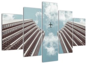 Tablou cuavion între clădiri (150x105 cm)