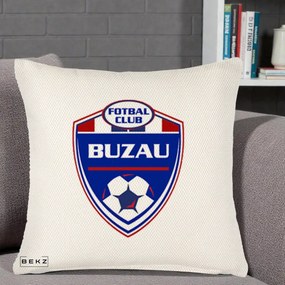 Perna Personalizata FC Buzau Fotbal, 40x40 cm, Crem Reliefat, Husa Detasabila, Perna Inclusa, BEKZ®