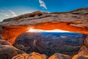 Fotografie Sunrise at Mesa Arch, Michael Zheng