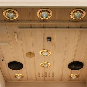 Infračervená sauna/ tepelná kabína Trondheim s plnospektrálnymi žiaričmi a drevom Hemlock