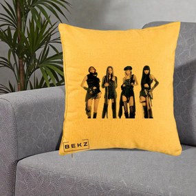 Perna Personalizata K-pop BLACKPINK Tinute Negre Elegante Grup, 40x40 cm, Galben, Husa Detasabila, Perna Inclusa, BEKZ®