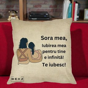 Cadou pentru Sora - Perna Personalizata Sora Mea Te Iubesc Doua Fete Fashioniste Line Art, 40x40 cm, Crem, Husa Detasabila, Perna Inclusa, BEKZ®