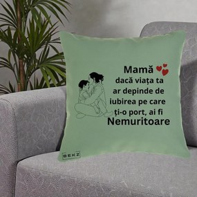 Cadou pentru Mama - Perna Personalizata Mama Nemuritoare Kawaii, 40x40 cm, Verde, Husa Detasabila, Perna Inclusa, BEKZ®