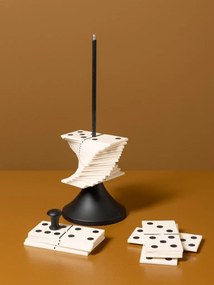 Sculptură decorativă din rășină și metal, alb și negru, piese de domino în spirală pe suport, finisaj mat, 30 x 13 cm, „Partie”