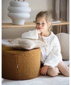 Pernă decorativă pentru copii maro deschis cu tapițerie din țesătură bouclé Star – Wigiwama