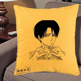 Perna Personalizata Levi Ackerman Inima, 40x40 cm, Galben, Husa Detasabila, Perna Inclusa, BEKZ®