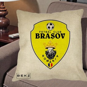 Perna Personalizata FC Brasov Fotbal Romania, 40x40 cm, Crem, Husa Detasabila, Perna Inclusa, BEKZ®