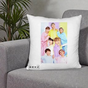 Perna Personalizata K-pop BTS Foto Grup Pastel Colorat cu 7 Membrii, 40x40 cm, Alb Pufos, Husa Detasabila, Perna Inclusa, BEKZ®