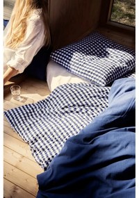 Lenjerie de pat albă/albastru-închis din țesătură crep pentru pat de o persoană 140x200 cm Bæk&amp;Bølge – JUNA