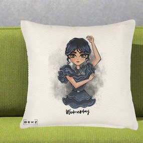 Perna Personalizata Wednesday Addams Dancing Queen, 40x40 cm, Crem Reliefat, Husa Detasabila, Perna Inclusa, BEKZ®