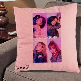 Perna Personalizata K-pop BLACKPINK Poster Colaj 4 Membre Violet Roz, 40x40 cm, Roz, Husa Detasabila, Perna Inclusa, BEKZ®